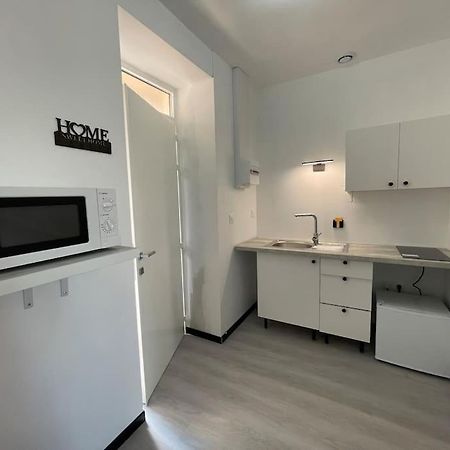 Studio A2 18M2 Cosy 5Minutes Gare Parking Gratuit Rue De La Mure Roanne Dış mekan fotoğraf